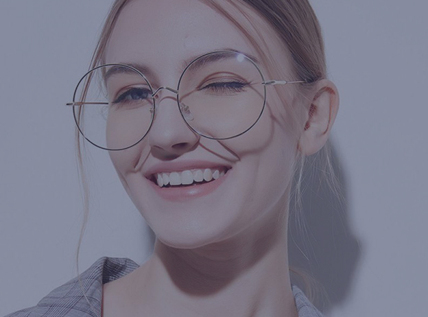 glasses manufacturer