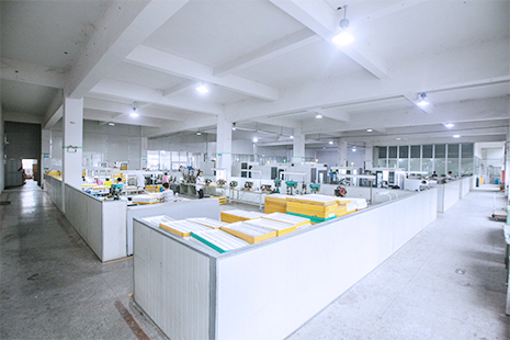 glasses manufacturer